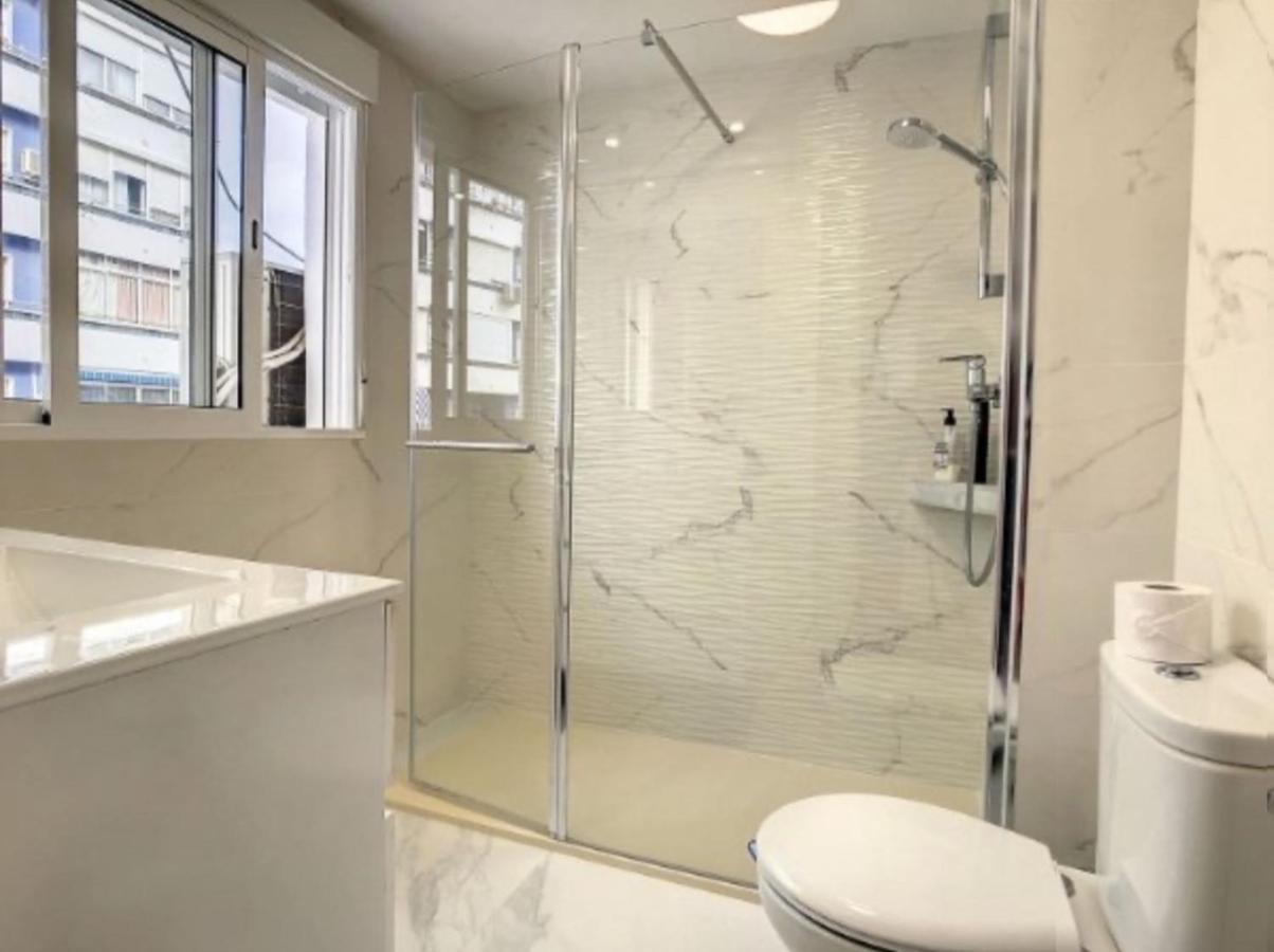 Urban&Vacay! Suite - Torremolinos City Centre Екстериор снимка