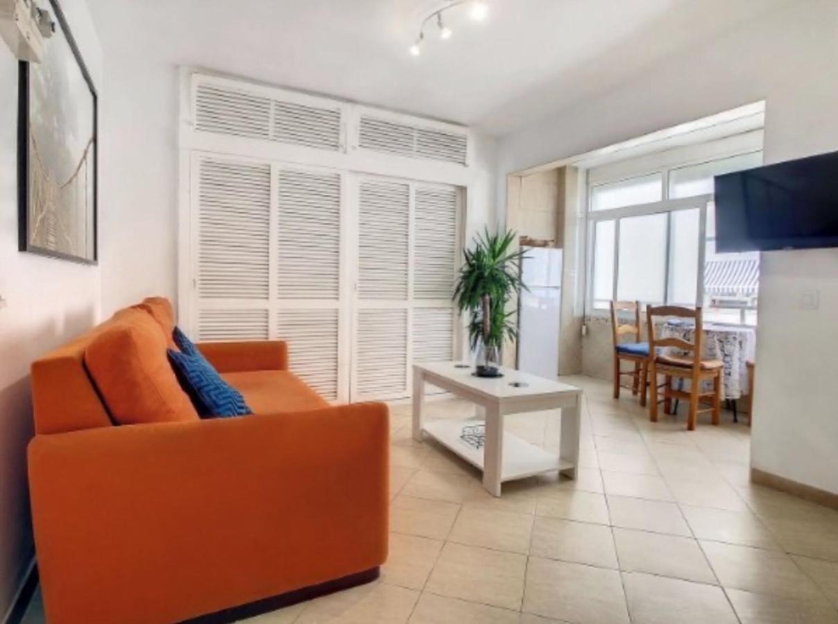 Urban&Vacay! Suite - Torremolinos City Centre Екстериор снимка