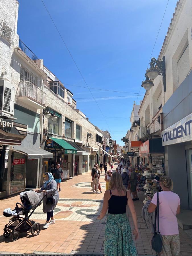 Urban&Vacay! Suite - Torremolinos City Centre Екстериор снимка